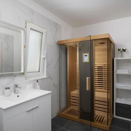 Euphoria Mit Pool- Sauna Und Whirlpool By Interhome Dom wakacyjny Višnjan