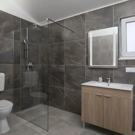Dom wakacyjny Euphoria Mit Pool- Sauna Und Whirlpool By Interhome Višnjan