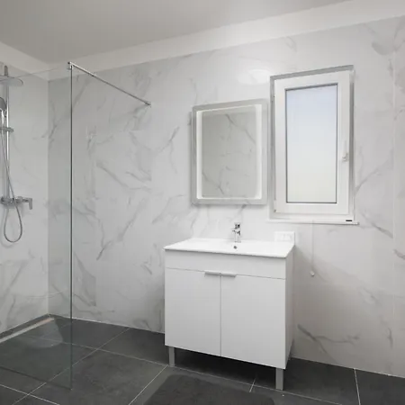 Euphoria Mit Pool- Sauna Und Whirlpool By Interhome Dom wakacyjny *