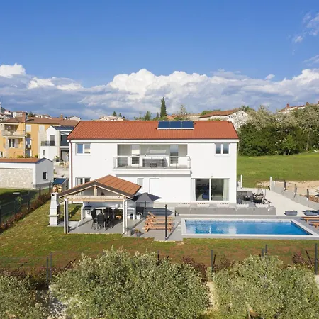 Euphoria Mit Pool- Sauna Und Whirlpool By Interhome * Višnjan